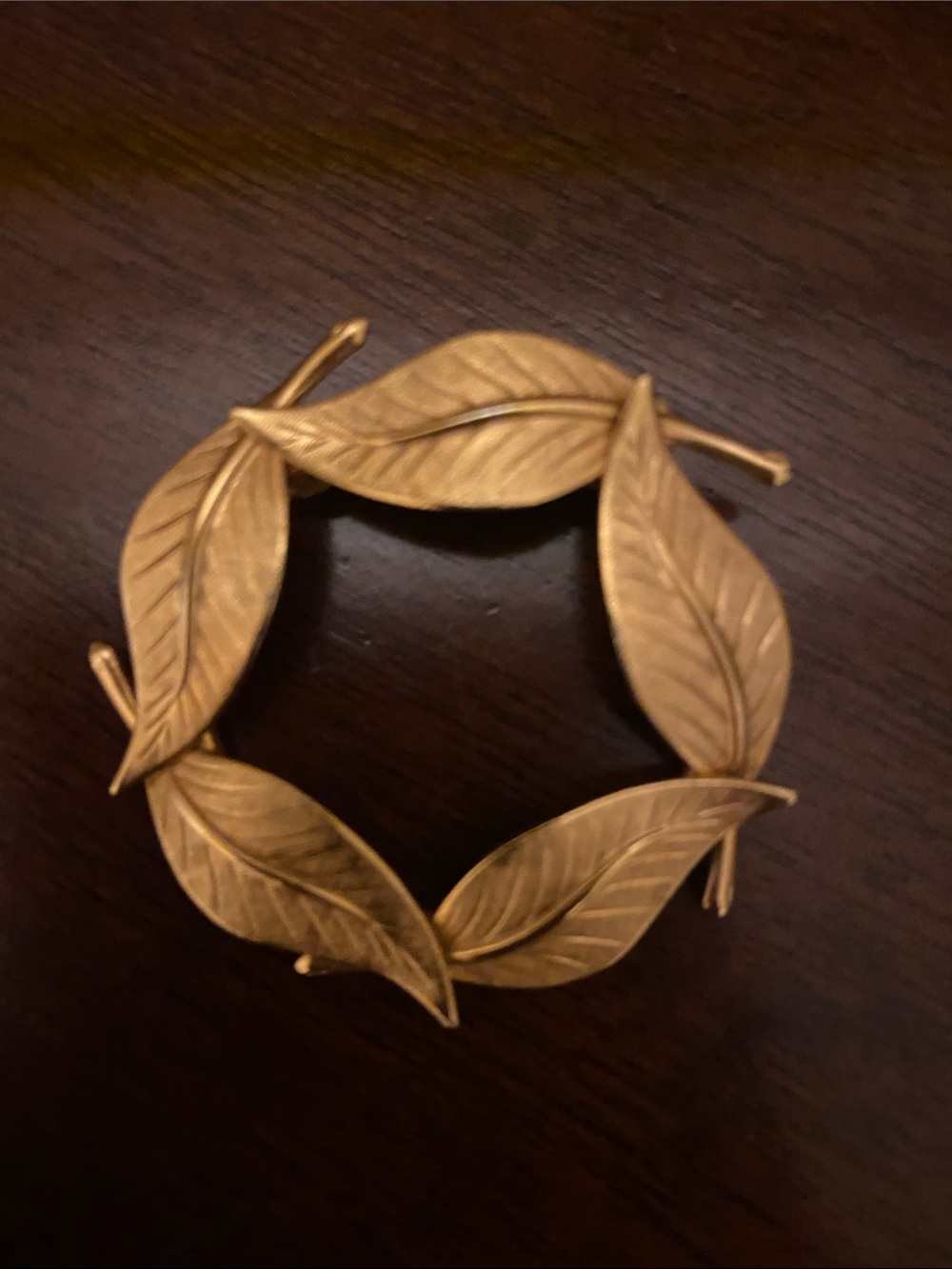 Gold Leaf Wreath Brooch - Vintage Inspired